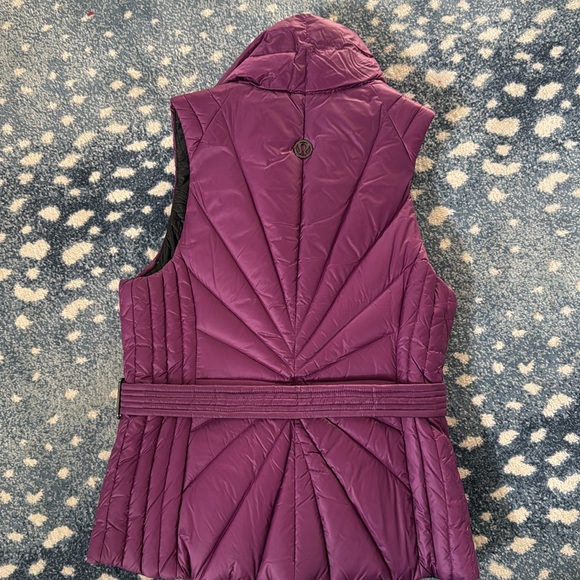 Reversible Lululemon Vest - Picture 2 of 8